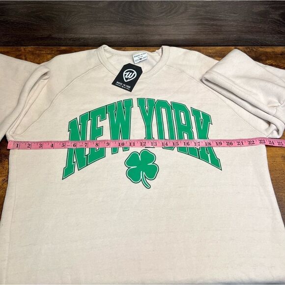 Where I’m From New York Sweatshirt in Cream/Gray with Green Print. Sz Large. NWT - Picture 12 of 12